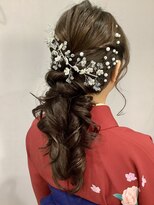 サニー(Sunny)&nbsp;卒業式袴スタイル　(お衣装レンタル綾にしき)