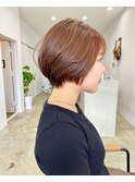 20代30代40代大人可愛い小顔ナチュラル前下がり丸みショート