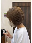 ''頭を小さく''ミニなボブ