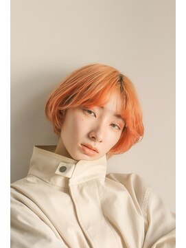 フラミューム 藤枝(flammeum) ペールオレンジ×ショートボブ
