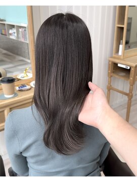 アールオー(Ro) まろグレージュ