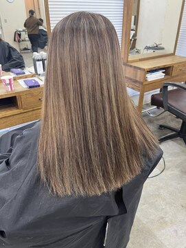 アジールヘア 北千住駅西口店(agir hair) ベース明るめの筋感コントラストハイライトカラー北千住