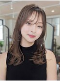 ミディアムレイヤースタイル