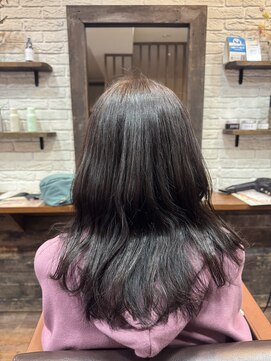 ゴエン(goen hair lounge) ラベンダーアッシュカラーのレイヤースタイル
