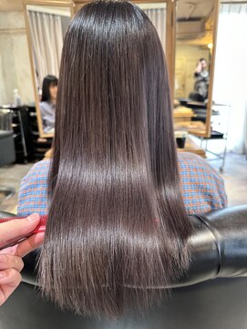フリックヘアサロン 梅田茶屋町2号店(FLICK HAIR SALON) 髪質改善/縮毛矯正/ストレートヘア/梅田/茶屋町