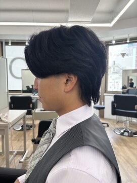 アイトーキョープラスシー 横浜(AI TOKYO+Sea) MEN’S横浜/センターパート/ニュアンスパーマ/毛流れパーマ