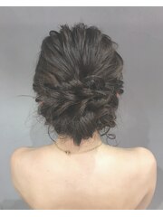 【LAIDBACK】パーティー結婚式シニヨンヘアセット☆ヘア