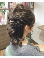 コアフィールドマサコ 北島店&nbsp;大人可愛いゆるふわハーフアップ