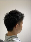ツーブロックアップバングベリーショート