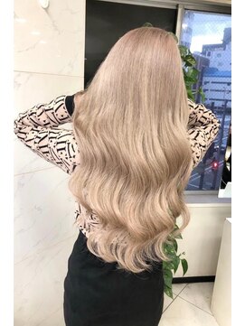 リア 大阪梅田(Ria) ～ミルクティーべージュ　シールエクステ～【Ria 大阪 梅田】