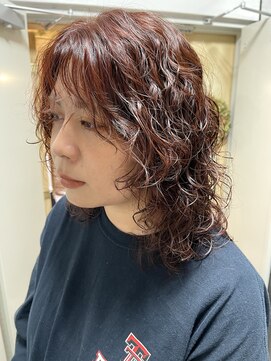 ピッポ(PIPPO) ウルフレイヤー、パーマスタイル