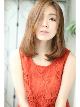 アルス(ars) ミディアム×重めラインボブ