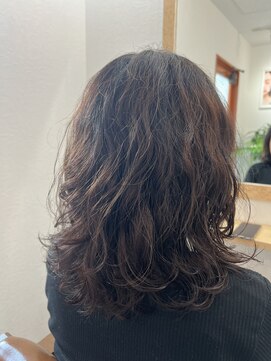 デイトゥデイトゥルーカラーズ(DAY TO DAY true colors) デジタルパーマ◇セミロング×レイヤー