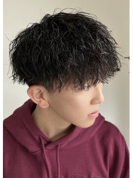 ネクストフォーヘアー(NEXT for hair) ツイストスパイラル 刈り上げ 黒髪 マッシュ
