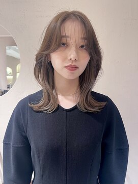 ルル 表参道(lulu.) くびレイヤー カーテンバング デザインカラー 外ハネボブ【Riku