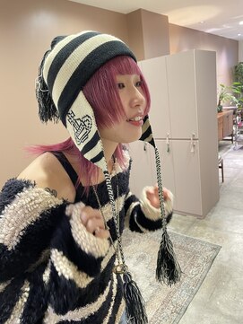 インビテーション 名古屋(invitation) ファッションに合わせたピンクカラー