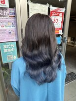 クルム(KURUMU)&nbsp;ブルーグラデーション×ロング