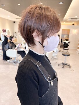 シシ 大宮(She 2.) ショートボブマッシショート/前髪/イメチェン/グレージュカラー