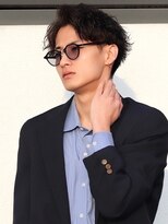 ユイマァルスロウ(YUIMARL SLOW)&nbsp;緩めツイストスパイラルパーマ×黒髪メンズスタイル