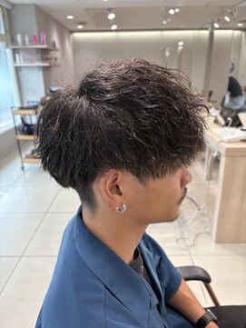 アッシュ 高幡不動店(Ash) メンズパーマツイストスパイラルフェザーパーマ眉毛