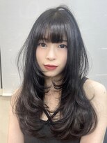 ヴェイン 渋谷(vain)&nbsp;透明感カラーロングレイヤーカットパツッと前髪