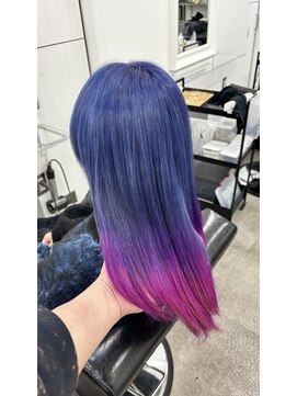 アルケム 学芸大学(AlChem) 【Hana指名】青～赤紫のカラーグラデーション[学芸大学/派手髪]