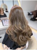 イメチェンヘアスタイル小顔に見せるヘアココアベージュ