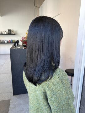 ルオラ(Luora) ブリーチなしダブルカラー×ブルーブラック