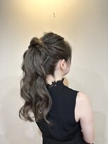 プランツヘアー ゆるふわポニーテール
