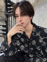 サイン メンズ 表参道(SIGN men's) 20代30代トレンドなニュアンスパーマ/センターパート