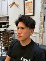 ミリオンバックス 御徒町店(Million Backs)&nbsp;御徒町/刈り上げセンターパート/波巻きツイストスパイラル