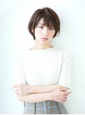 フレンチシックなオーバルショート