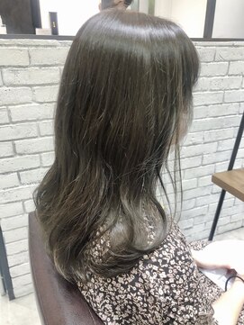 フェリア 渋谷(Feria) 【filo by feria】オリーブグレージュ 福田沙也加