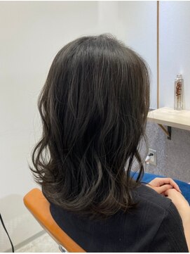 トゥーリ 浜町店 長崎(tuuli) 半個室サロンtuuli  アッシュグレー