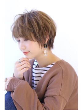 オーロ 西宮店(ORO) ハイライト ベージュ マッシュショート