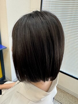 アドン 中葛西店(Adorn) 前下がりボブ