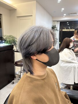 ノブレス(NOBLESSE) センターパートウルフ/エンドカラー