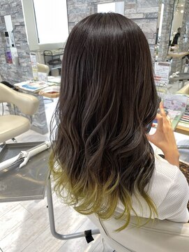 ファーストエンド 三ツ屋店(1st END.) グラデーションカラー