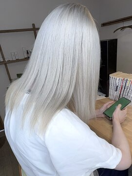 ブレイズヘアー(BLAZEhair) 【透明感カラー】ホワイトミルクティ×ブリーチ３回