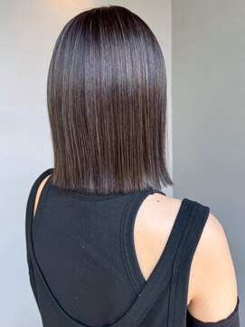 ナカオコアフュール(NAKAO COIFFURE) 白髪ぼかしハイライト グレージュ ミディアム 切りっぱなし