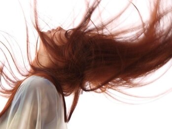 グロウ 丸の内(GLOW)の写真/高い技術、最高グレードの薬剤で大人女性の“なりたい”を叶える！美しいワンランク上の艶髪へ―。