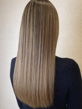 ヴォアソルヂェ オリエンタル(Voasorte ORIENTAL) 【Voasorte ORIENTAL】髪質改善トリートメント