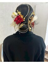 カロン トウキョウ 中野北口店(Kalon Tokyo) 参列 結婚式 アレンジ お団子アレンジ