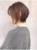 前下がり丸みショート_ハイライトカラーオリーブカラー_ba268751