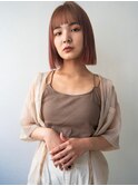 ぱつっとボブとピンクベージュ