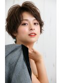 センターパートで上品なハンサムショート Opio服部