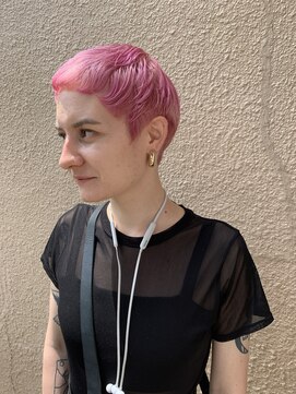 上目黒美容室 ピンクフレンチショート