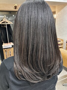 ロミータ by P.C.H(Lomita) ハイライトカラー