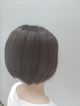 ヘアー ル シェーヌ キューブ(hair le chene CUBE) 艶ボブショート