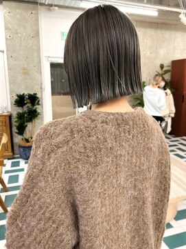 ノエ(noe) グレージュ